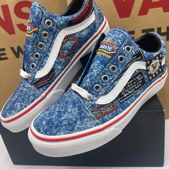 Vans Men's Old SkoolCobra Kai Multi/True White SneakersVN0A3WKT6GL